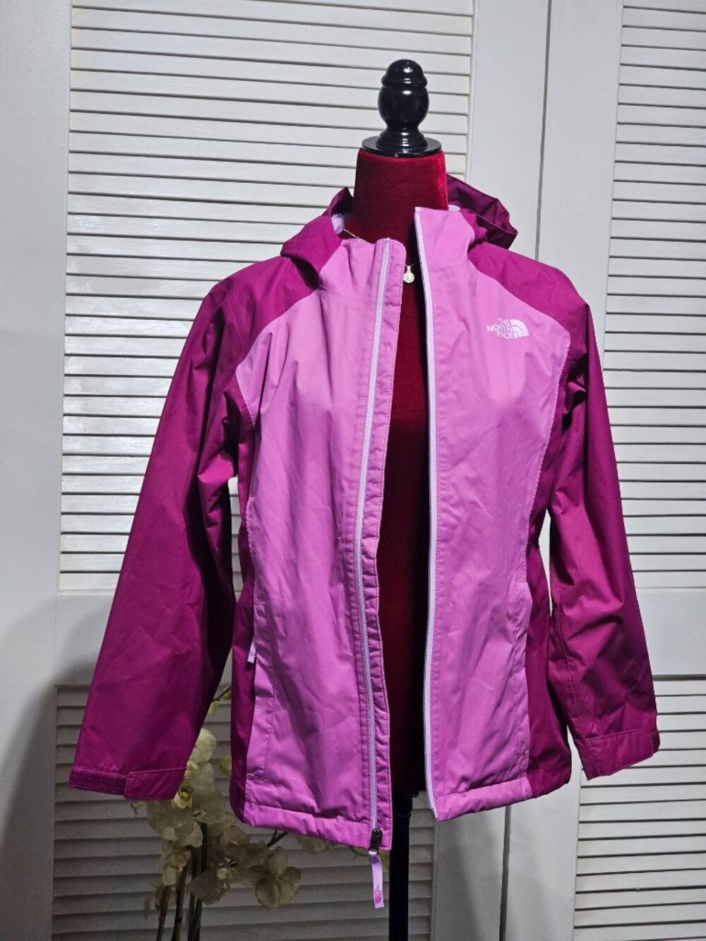 The North Face Girls Youth Pink Magenta Windbreaker Hooded Jacket Sz L14/16 2986 - Picture 5 of 15